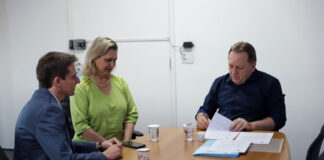 Louveira: Prefeitura formaliza convênio para ofertar golfe aos alunos municipais