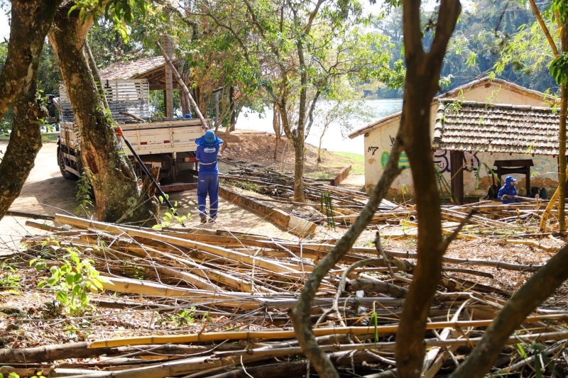 48b3a3414be9cf1f450065d4f18e4924