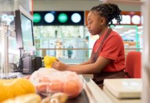 PAT de Valinhos realiza processo seletivo com 278 vagas para supermercado nesta quinta-feira